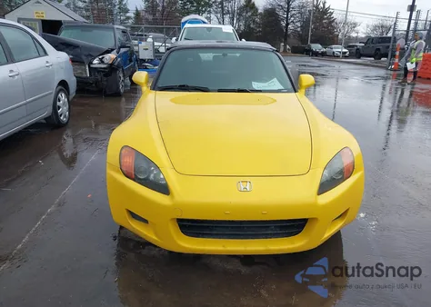 2002 Honda S2000 z USA, uszkodzony, nr VIN JHMAP11482T008807